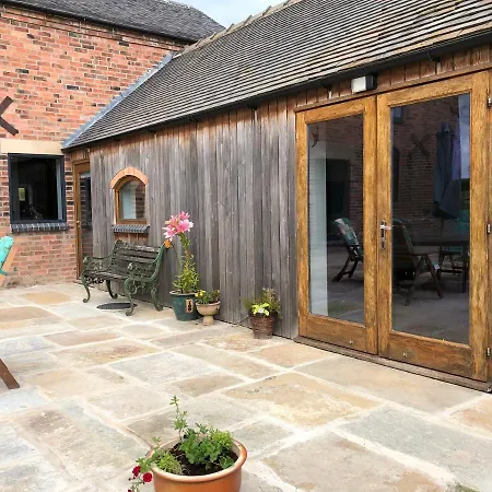 Lady Lane Stables Villa Denby Village Exterior photo