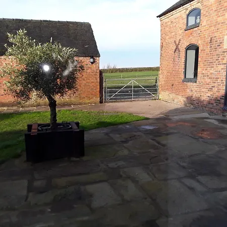 Lady Lane Stables Villa Denby Village Exterior photo
